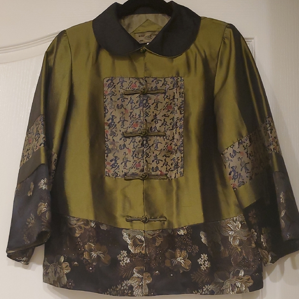 Vintage Olive Chinese Traditional Women's Blazer with Floral Accents